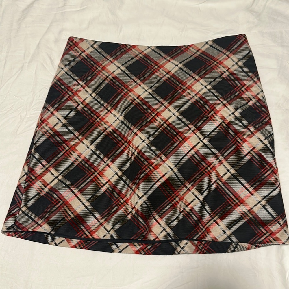 H & M plaid skirt